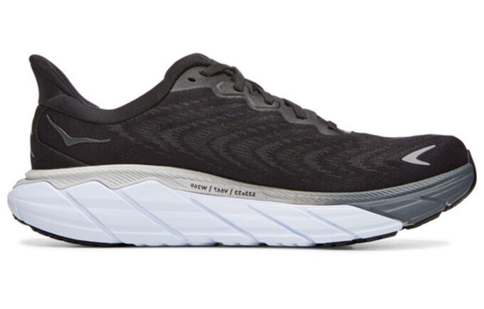 Arahi 6 2E Wide ‘Black White’