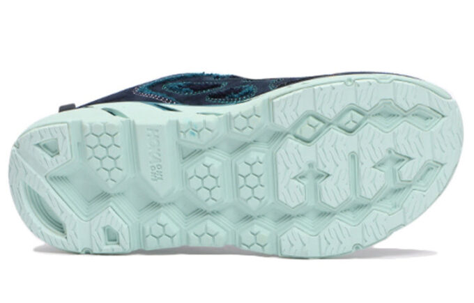 Clifton L ‘Embroidery Outer Space’