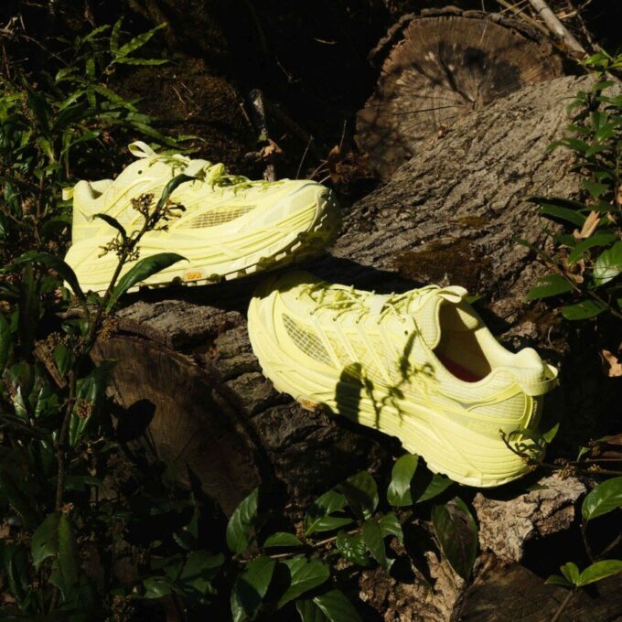 HOKA HOKA ONE ONE Kawana Mid