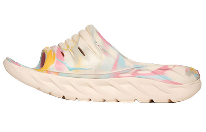 HOKA x FP Movement ‘ORA’